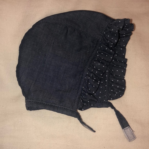 Reversible bonnet - Picture 2 of 2